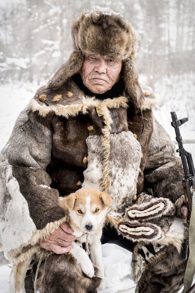 35 Portraits Of Amazing Indigenous People of Siberia From My The World In Faces Project 594768600f479  880 1 - Fotógrafo faz cliques de pessoas comuns na Sibéria e o resultado é maravilhoso