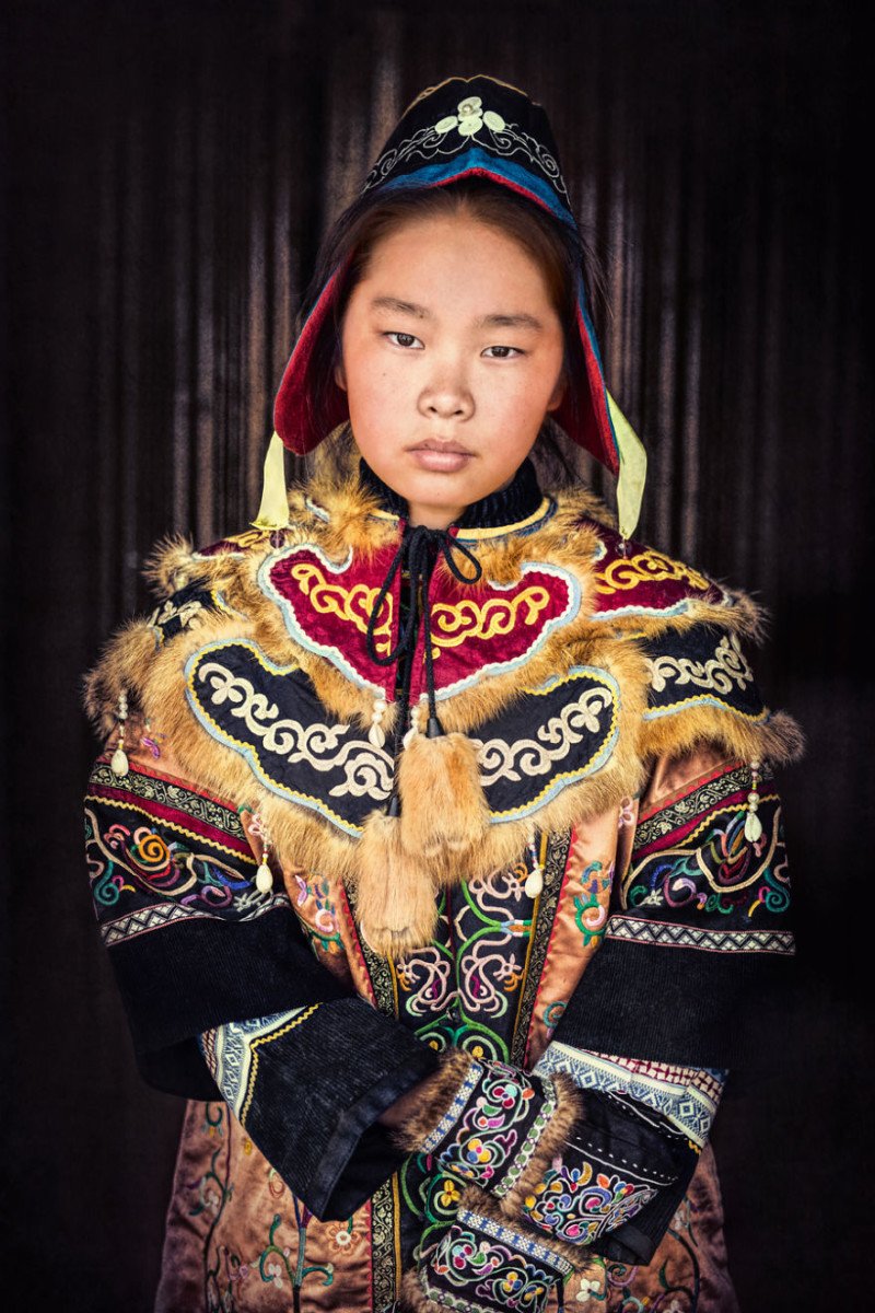 35 Portraits Of Amazing Indigenous People of Siberia From My The World In Faces Project 59476b0459d93  880 1 - Fotógrafo faz cliques de pessoas comuns na Sibéria e o resultado é maravilhoso