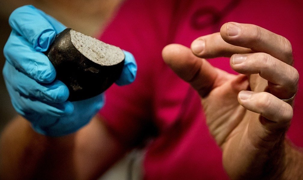 meteoro 2017 aerolito - Meteorito datado em 4,5 bilhões de anos foi encontrado na Holanda