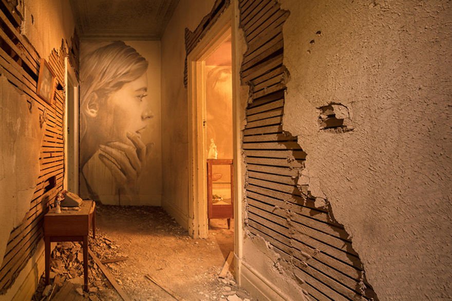 artista pinta em casa que sera demolida8 - Artista pinta rosto de mulheres em casa que será demolida na Austrália