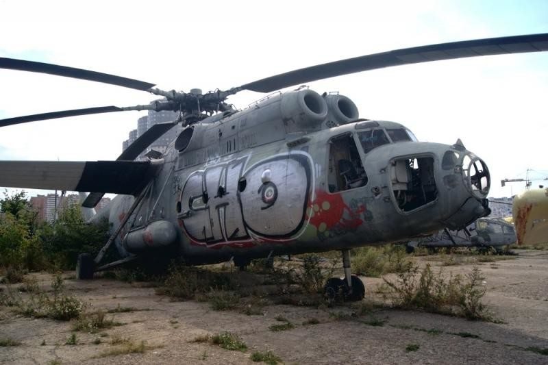 helicoptero abandonado 17 - Imagens de helicópteros e aviões abandonados