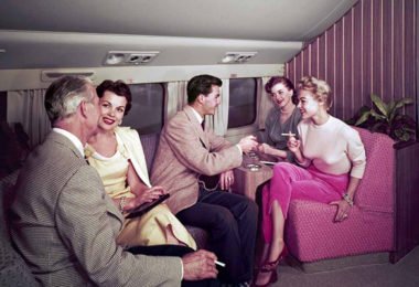 voando de aviao fumar fumando dentro do aviao 380x260 - Voando na primeira classe na década de 60